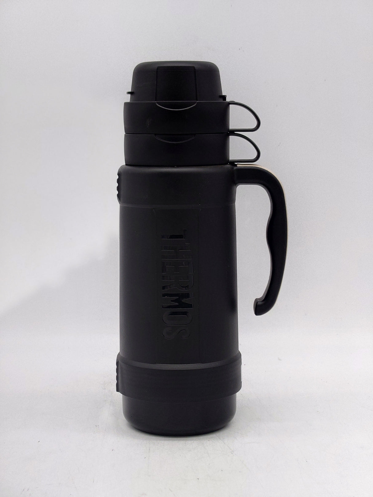 Thermos flask with 2 cups