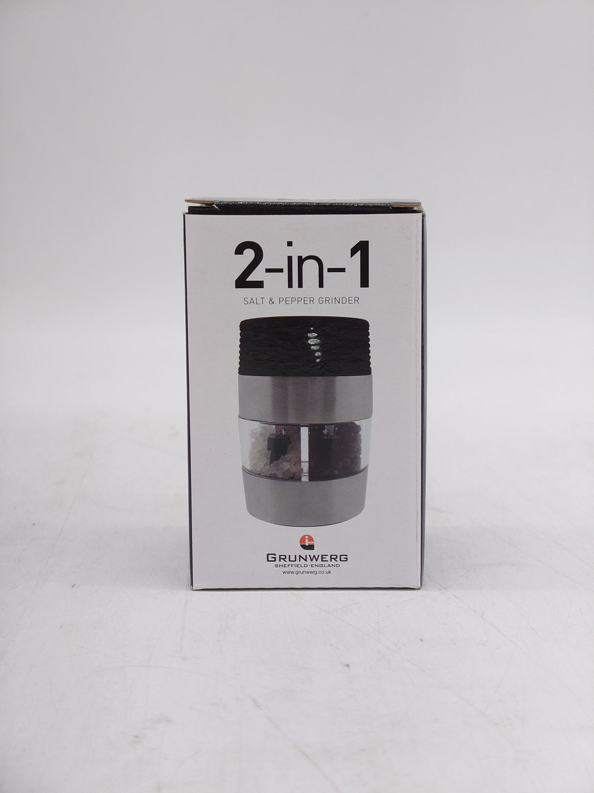 2-in-1 salt & pepper grinder