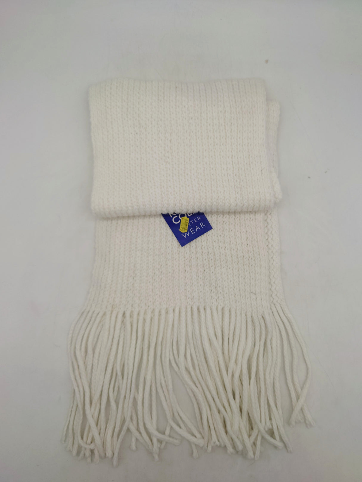 Knitted scarf - white