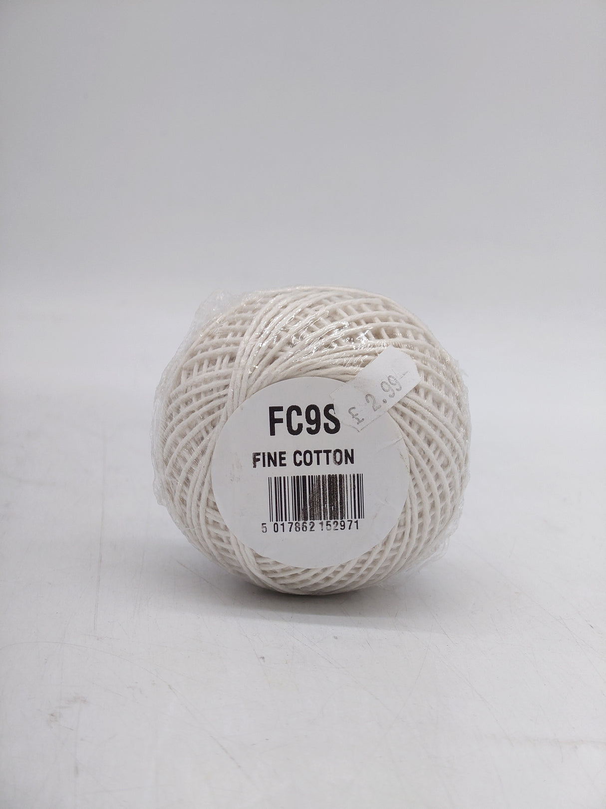 Fine cotton twine - white