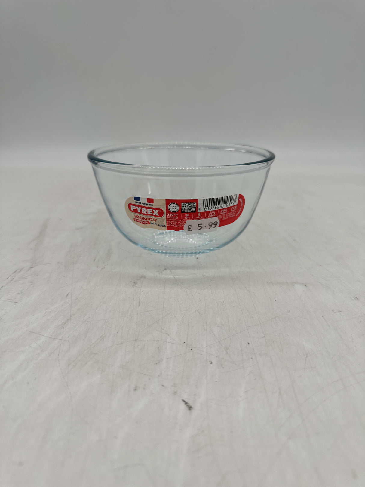 Pyrex bowl 15cm