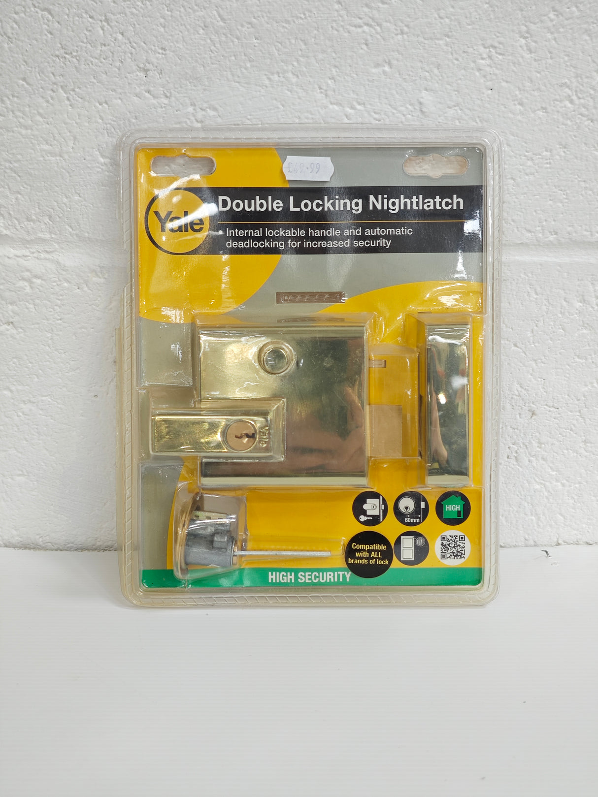 Yale double locking nightlatch
